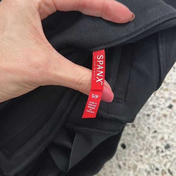 Spanx black high rise Ponte Flare pants pull on small s - Picture 9 of 11